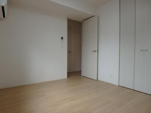 �y�q�������z�@