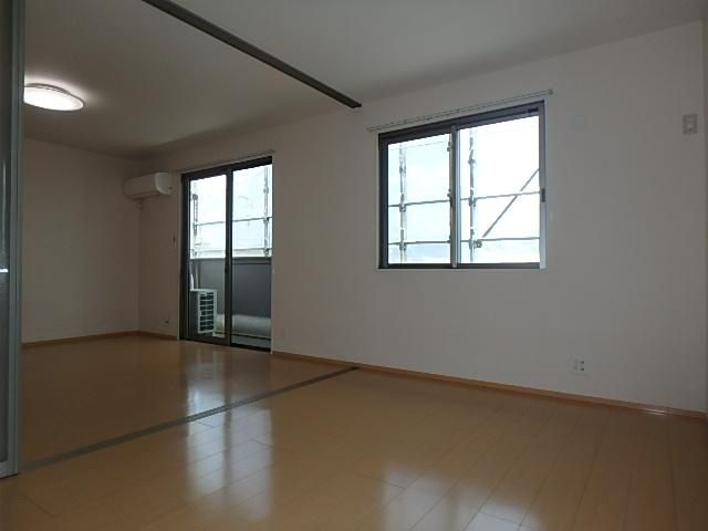 �y�Q���z�@