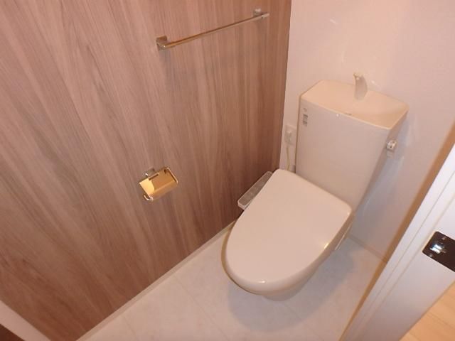 �y�g�C���z�@