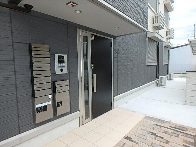 �y�G���g�����X�z�@