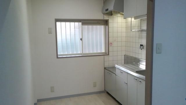 �y�L�b�`���z�@