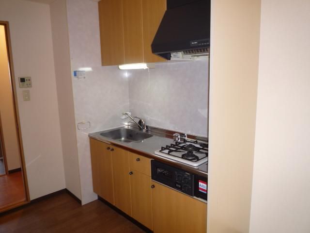 �y�L�b�`���z�@