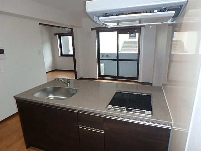 �y�L�b�`���z�@