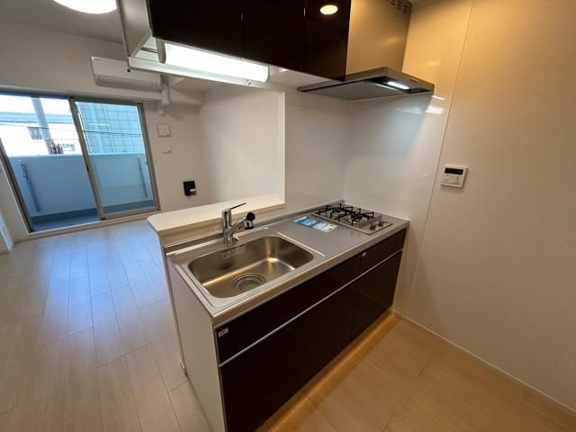 �y�L�b�`���z�@