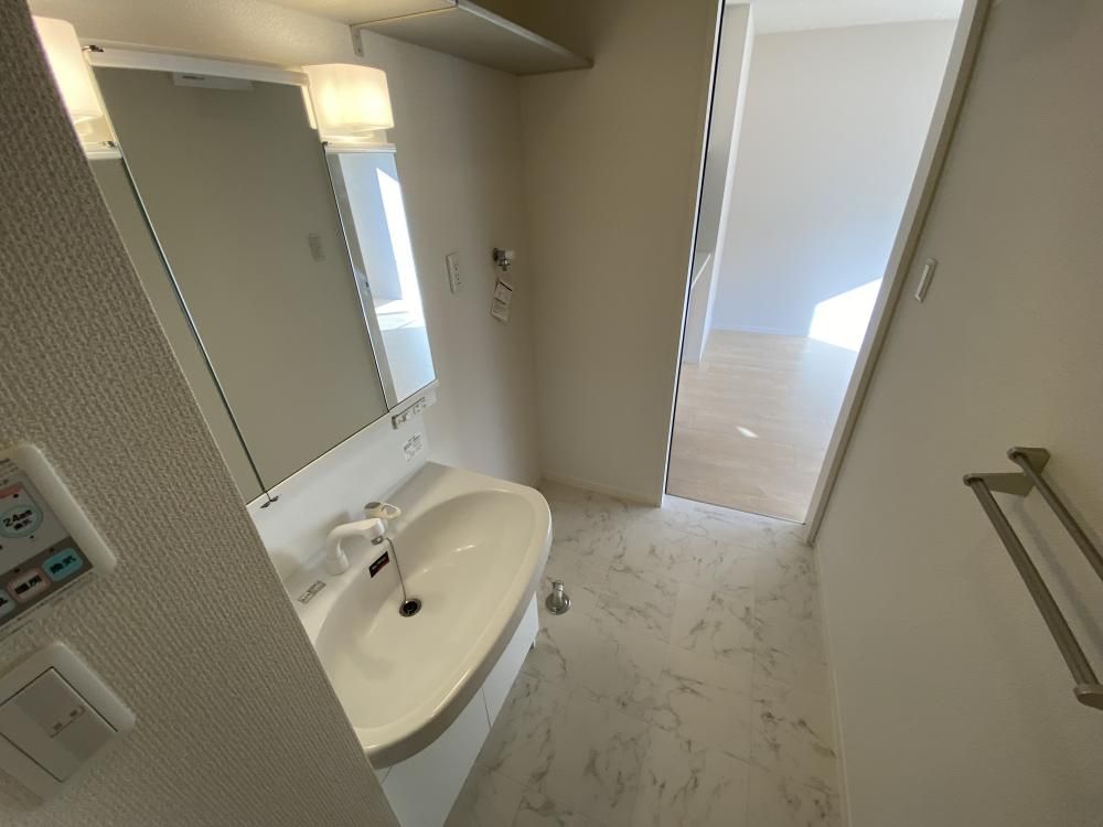 �y���ʏ��z�@