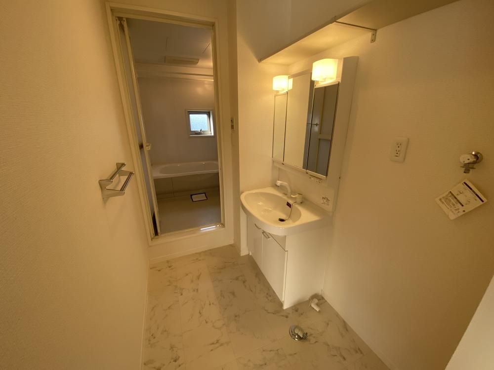 �y���ʏ��z�@