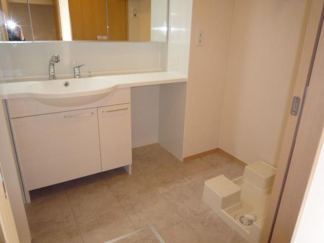 �y���ʏ��z�@