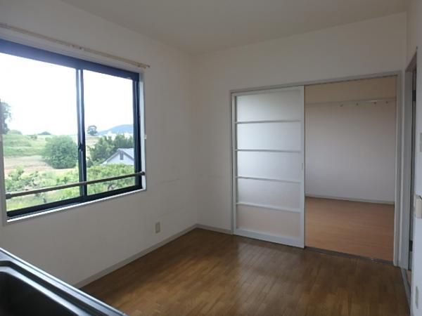 �y�����E���r���O�z�@