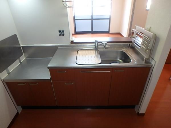 �y�L�b�`���z�@