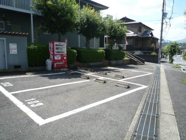 yԏz@