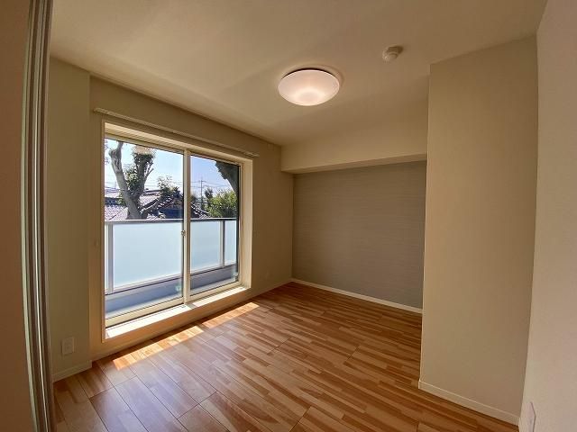 �y���̑������E�X�y�[�X�z�@