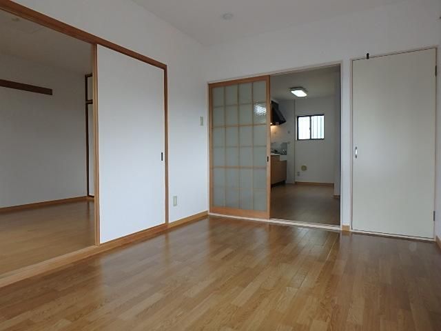 �y���̑������E�X�y�[�X�z�@