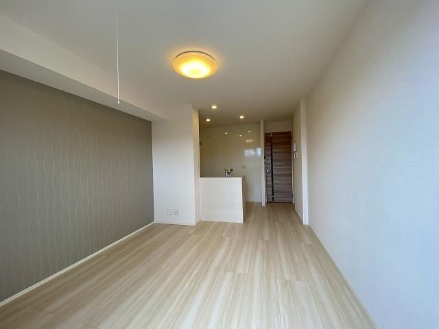 �y�����E���r���O�z�@