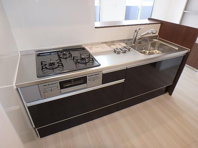 �y�L�b�`���z�@