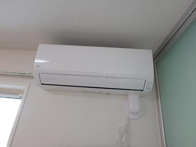 �y���̑��ݔ��z�@