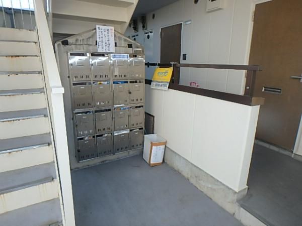 �y�G���g�����X�z�@