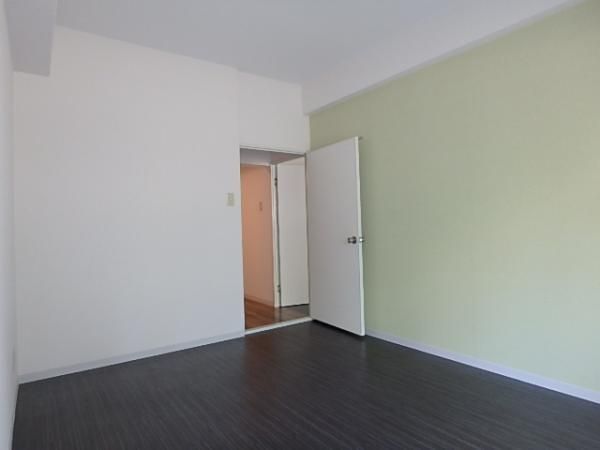 �y�q�������z�@