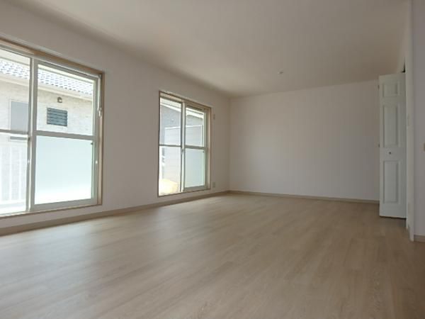 �y���̑������E�X�y�[�X�z�@