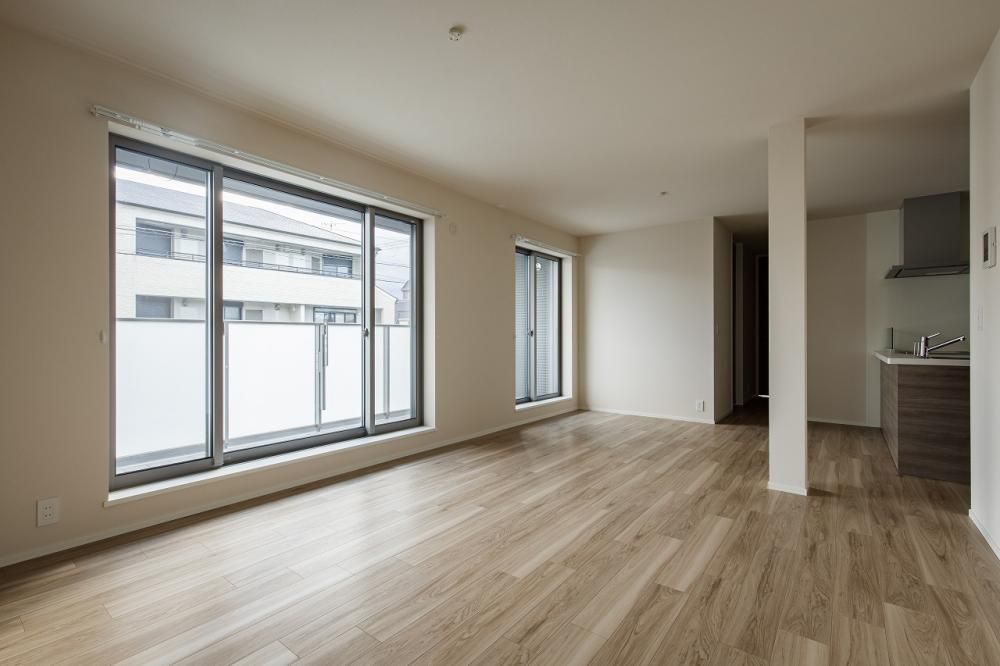 �y���ԁE���r���O�z�@