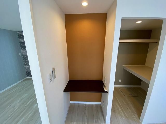 �y���̑������E�X�y�[�X�z�@