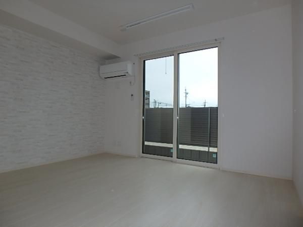 �y���̑������E�X�y�[�X�z�@