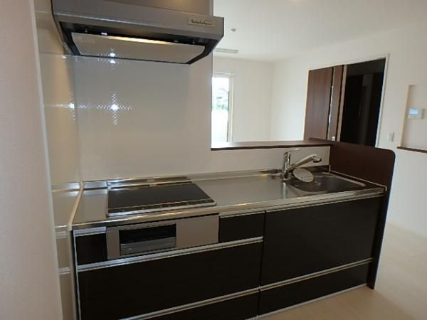 �y�L�b�`���z�@