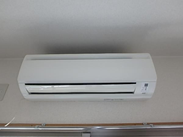 �y���̑��ݔ��z�@���G�A�R����