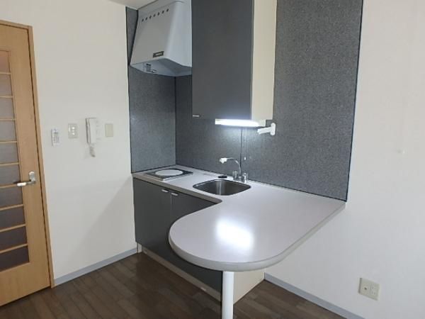 �y�L�b�`���z�@