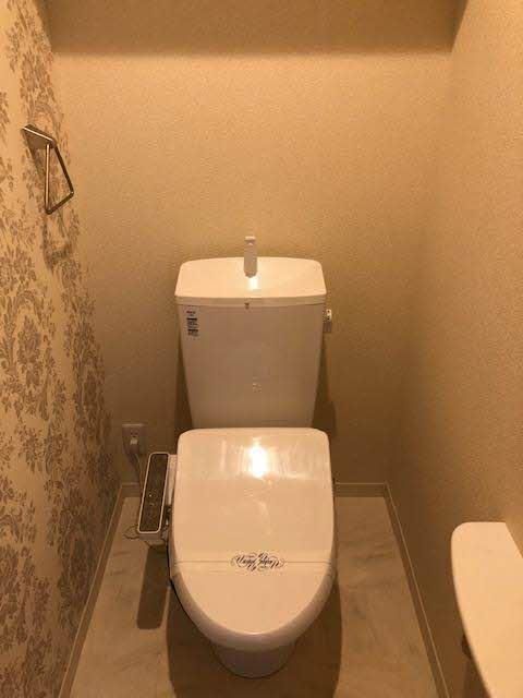 �y�g�C���z�@