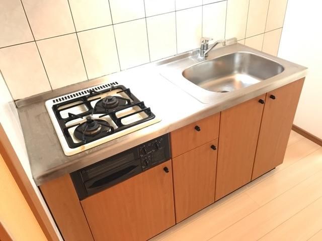 �y�L�b�`���z�@