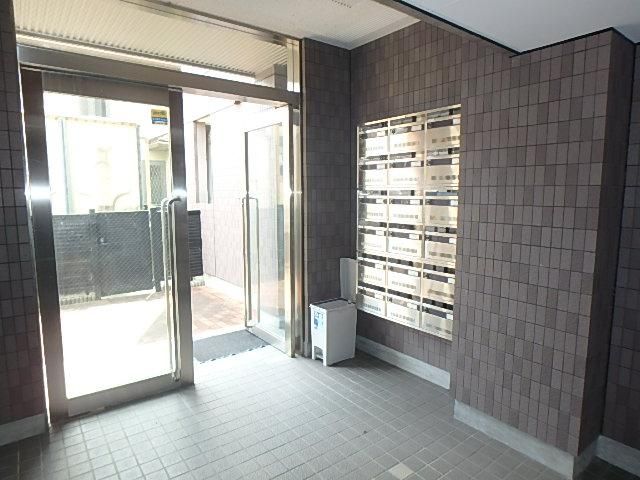 �y�G���g�����X�z�@