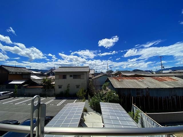 �y���]�z�@