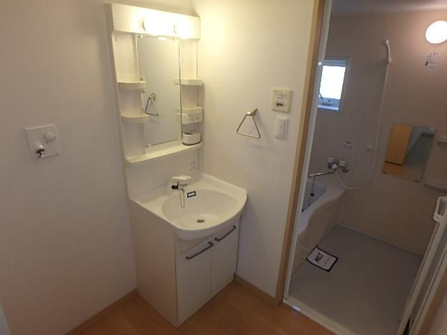 �y���ʏ��z�@