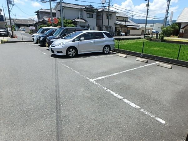 yԏz@