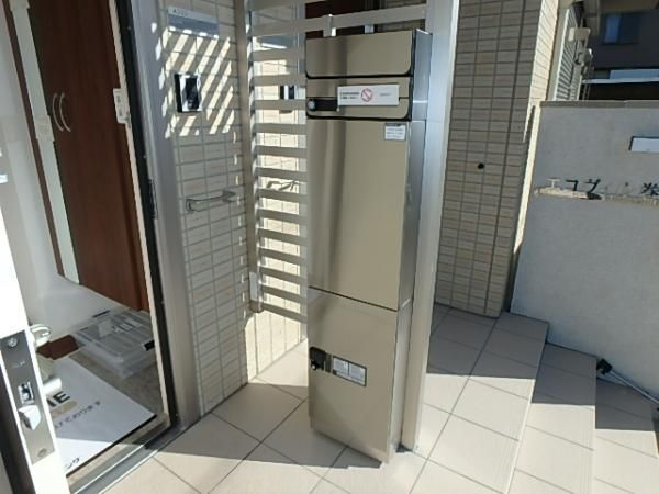 �y�G���g�����X�z�@