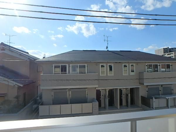 �y���]�z�@