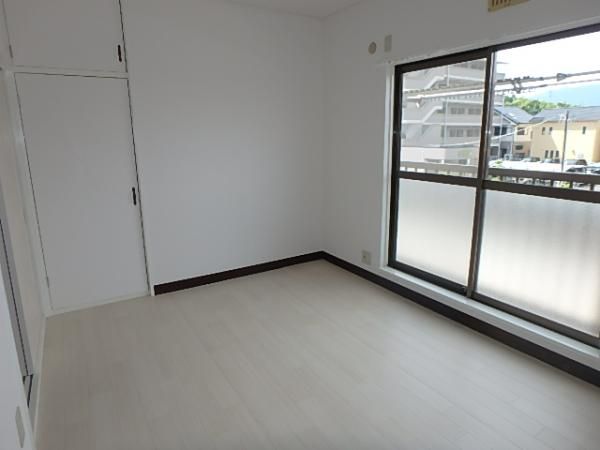 �y�q�������z�@