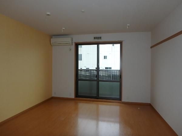 �y�Q���z�@