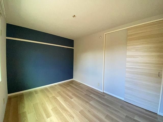 �y�Q���z�@