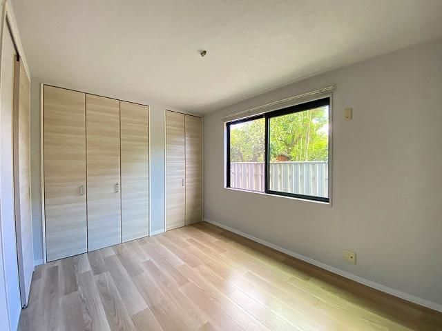 �y�����E���r���O�z�@