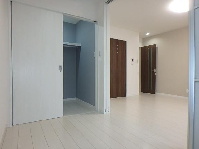 �y���̑������E�X�y�[�X�z�@