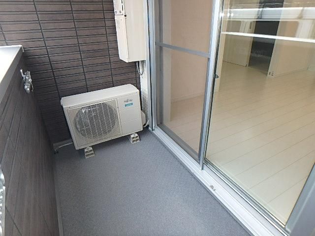 �y�o���R�j�[�z�@