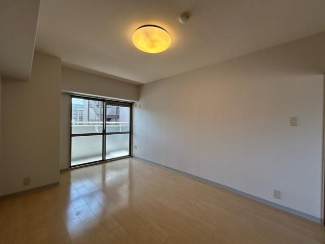 �y�q�������z�@