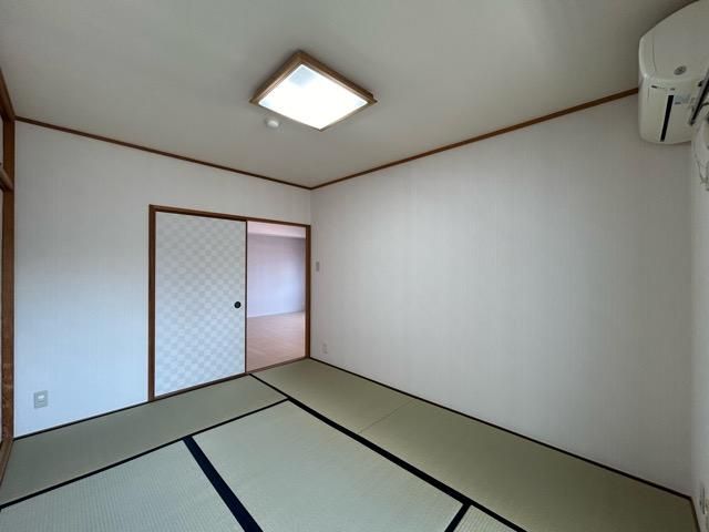 �y�Q���z�@