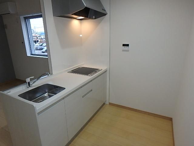 �y�L�b�`���z�@