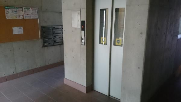 �y���r�[�z�@