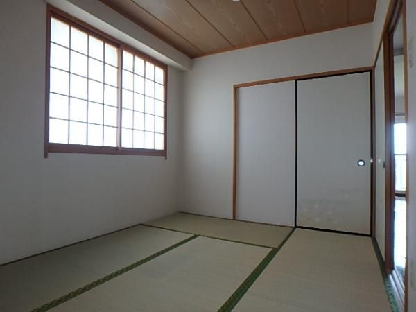 �y�Q���z�@