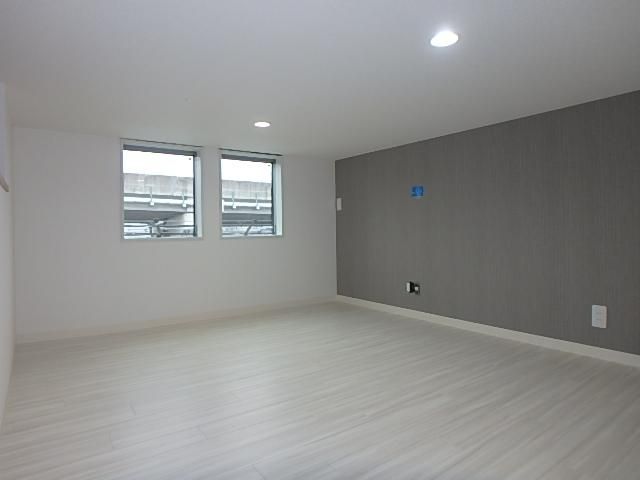 �y�Q���z�@