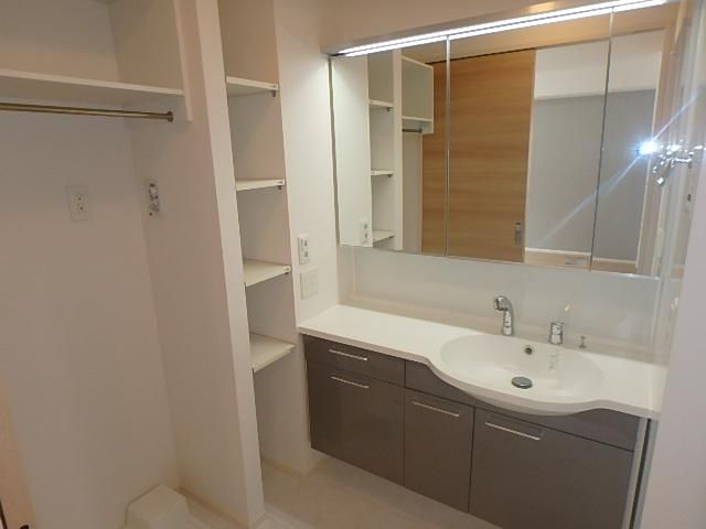 �y���ʏ��z�@