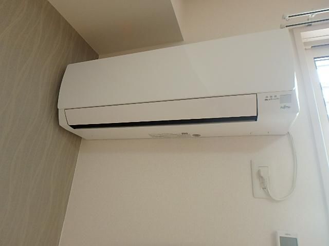 �y���̑��ݔ��z�@